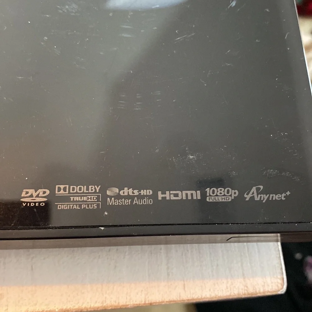 Samsung Blu-ray Disc & dvd player works great model bd-c6500